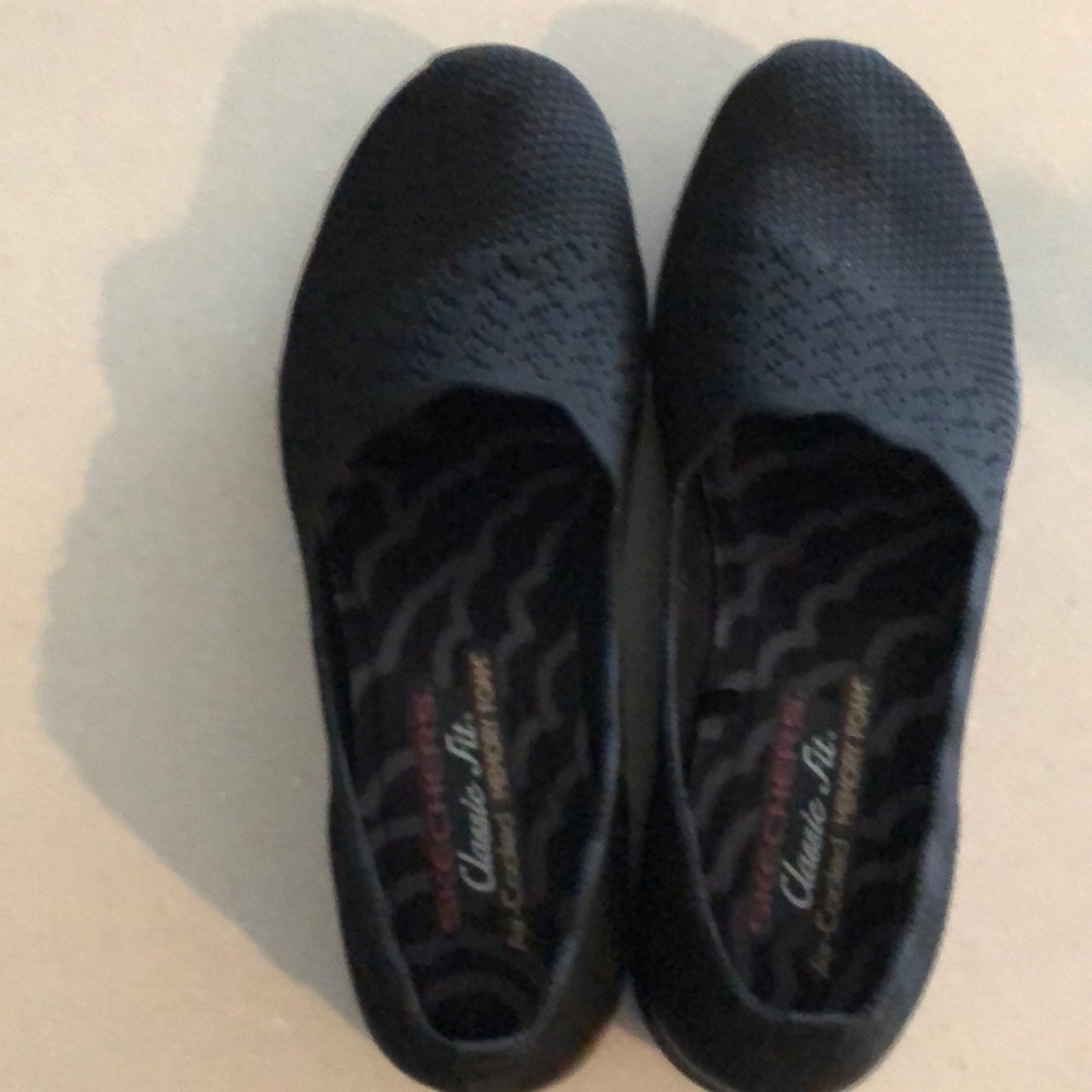 Skechers